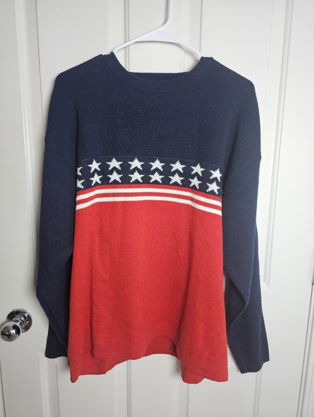 XTREME GEAR Men's Sweater Red Blue Stars Stripes 100% Acrylic Size XL